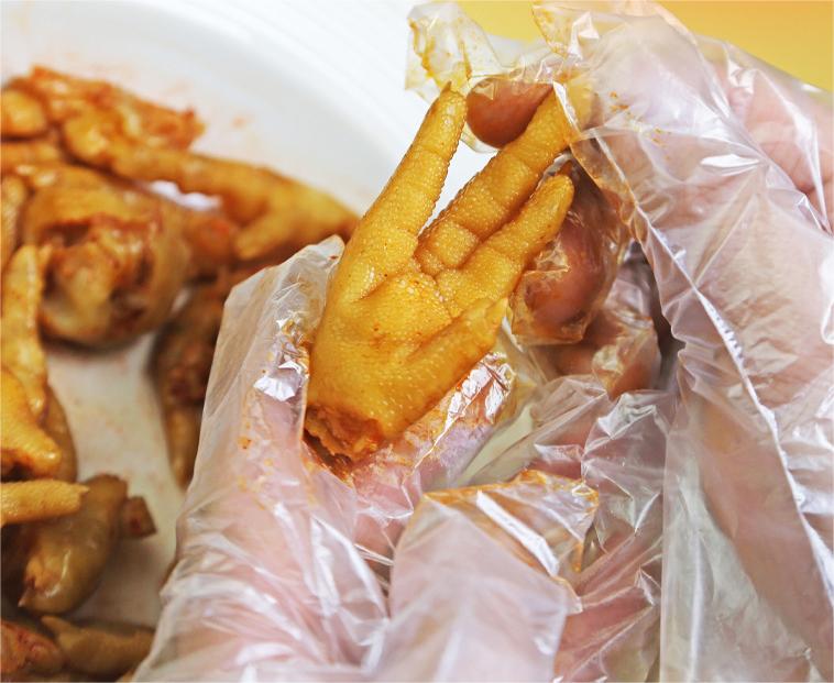 食品用一次性薄膜加厚PE手套(图1) 食品用一次性薄膜加厚PE手套(图1)
